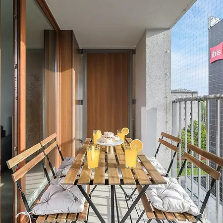 Lumina I 3-room Near Glowna I Parking & Balcony Appartamento Varsavia