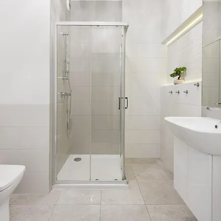 Appartamento Lumina I 3-room Near Glowna I Parking & Balcony *